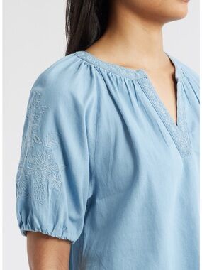 beachlunchlounge Laurent  Embroidered V-Neck  Peasant Blouse size M